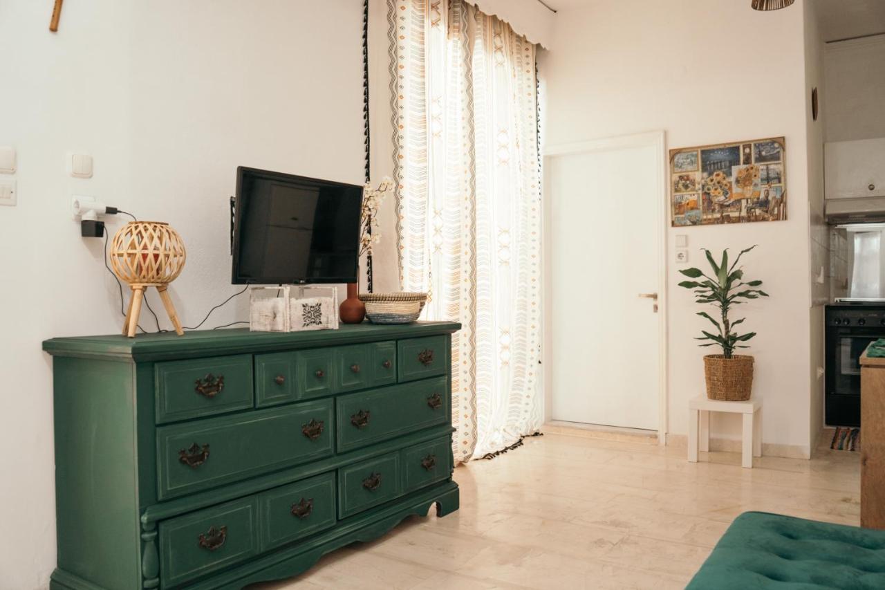 Villager'S Art Apartment Paradisi  Luaran gambar